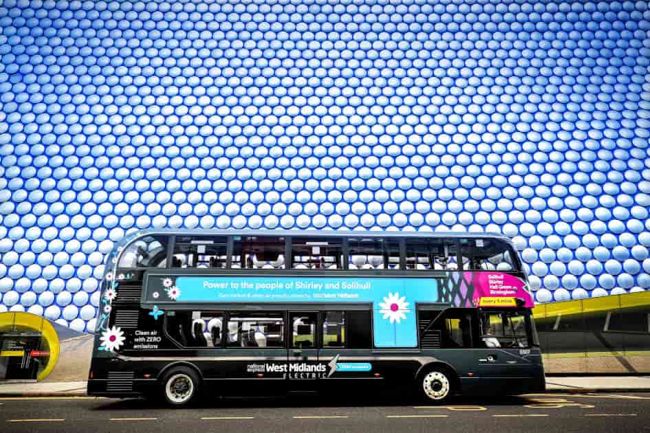 5 reasons why travelling by bus is a great idea